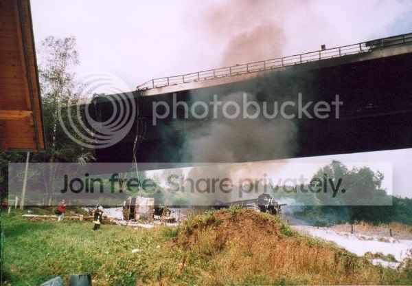 Tanker-Truck-vs-Bridge.jpg